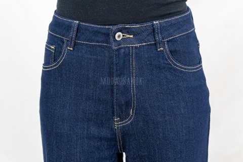 Damskie jeansowe spodnie z prostą szeroką nogawką w kolorze ciemnego granatu - MODA SANOK