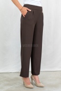 Eleganckie brązowe spodnie damskie BARTON proste lejące w kant z gumą w pasie - MODA SANOK