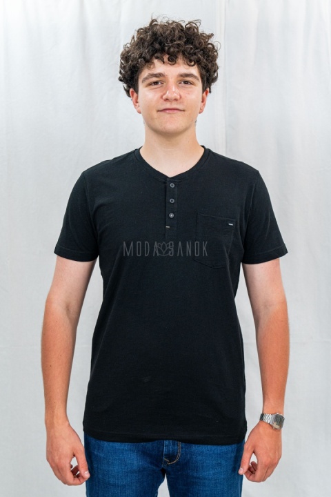 Czarna męska koszulka bawełniana T-HUBRIS VOLCANO - MODA SANOK