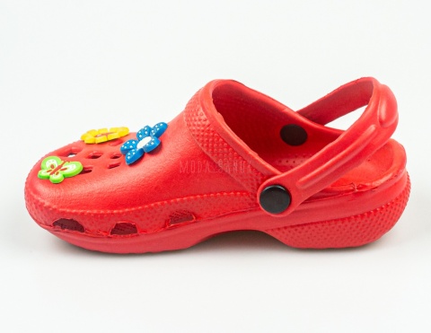 Czerwone kroksy ze zdobieniami AMERICAN CLUB - MODA SANOK