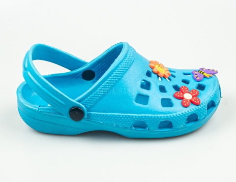 Niebieskie kroksy ze zdobieniami AMERICAN CLUB - MODA SANOK