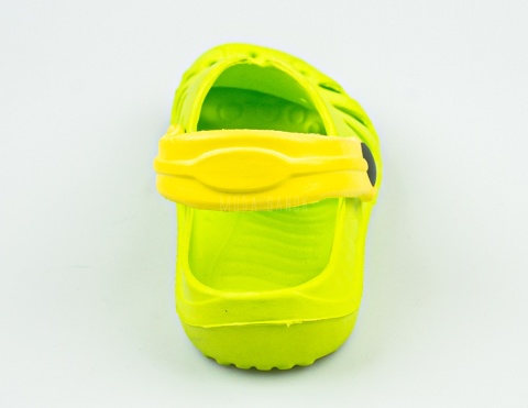 Zielone dziecięce kroksy z żółtym paskiem AXIM - MODA SANOK