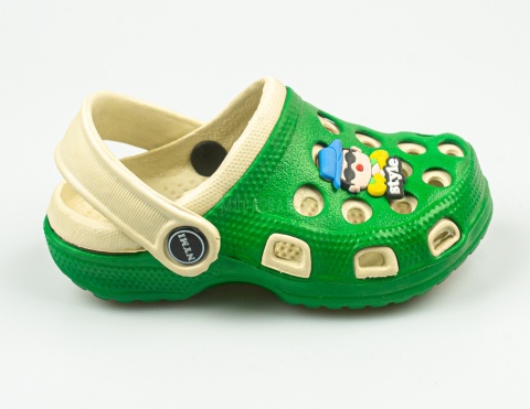 Zielono-beżowe dziecięce kroksy z zabawną ozdobą NYMI - MODA SANOK