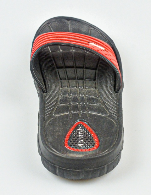 Czarno-czerwone klapki dziecięce na basen -MODA SANOK