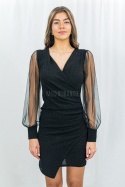 Czarna dopasowana sukienka z kopertowym dekoltem i tiulowymi rękawami - Moda Sanok