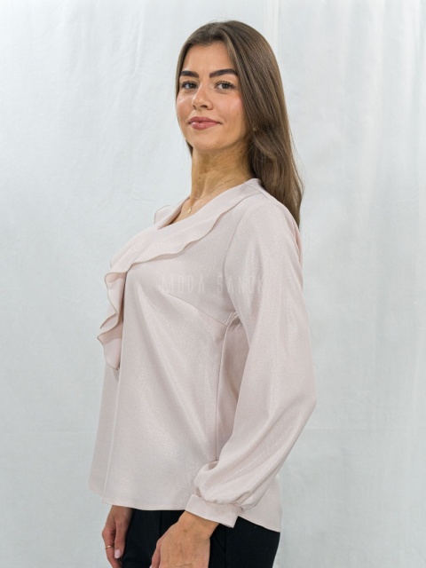Elegancka łososiowa bluzka z połyskiem i falbaną-Moda Sanok