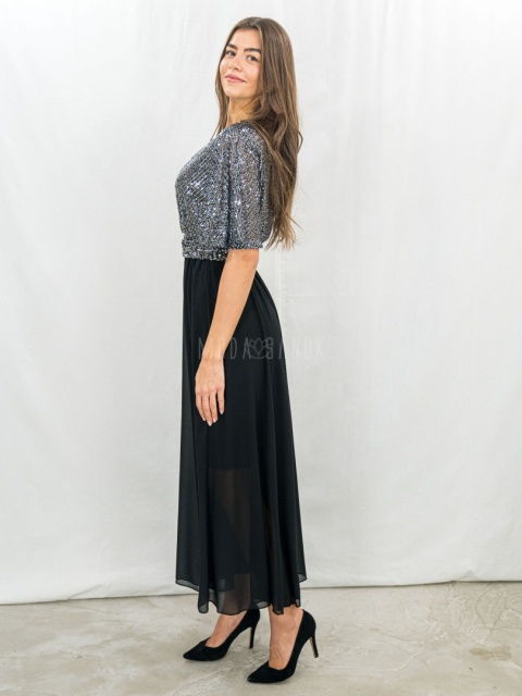 Elegancka sukienka z połyskującą górą i zwiewnym dołem – idealna na wyjątkowe okazje -Moda Sanok