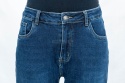 Spodnie damskie jeansowe typu MOM JEANS w kolorze ciemnego granatu - MODA SANOK