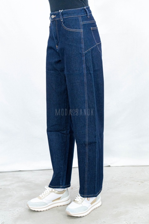 Spodnie damskie model balloon jeansowe w kolorze ciemnego granatu  - MODA SANOK