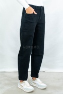 Spodnie jeansowe damskie Mom Fit w kolorze czarnym - MODA SANOK