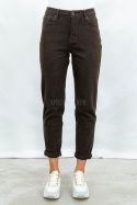 Damskie spodnie jeansowe typu LOOSE FIT w kolorze brązowym - MODA SANOK
