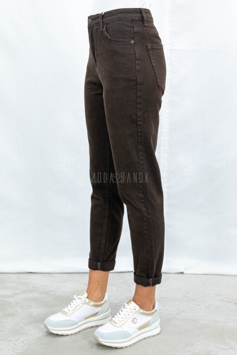 Damskie spodnie jeansowe typu LOOSE FIT w kolorze brązowym - MODA SANOK
