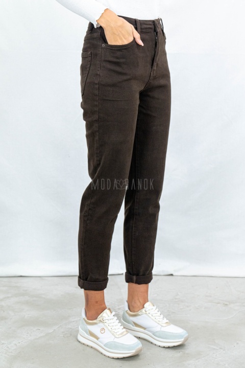 Damskie spodnie jeansowe typu LOOSE FIT w kolorze brązowym - MODA SANOK