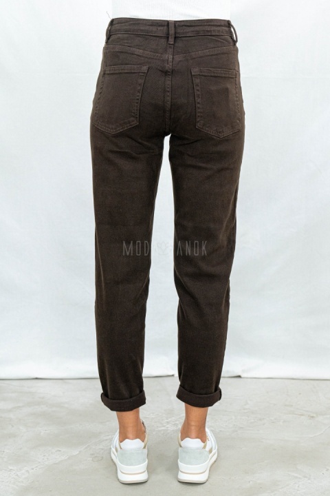 Damskie spodnie jeansowe typu LOOSE FIT w kolorze brązowym - MODA SANOK