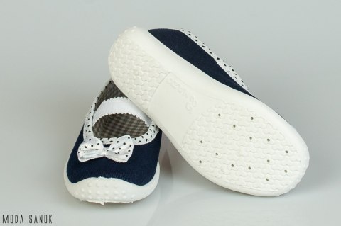 Granatowe pantofle z kokardką w kropki NAZO - MODA SANOK