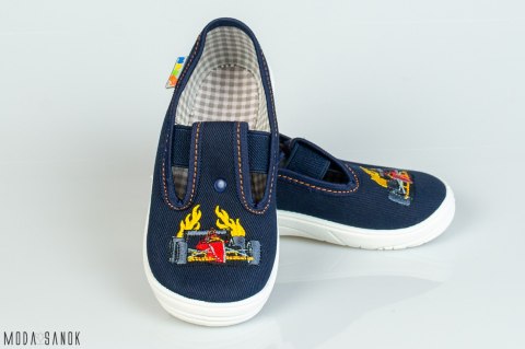 Granatowe pantofle z wyścigówką NAZO - MODA SANOK