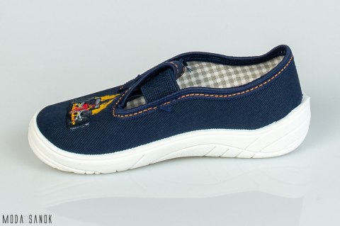 Granatowe pantofle z wyścigówką NAZO - MODA SANOK