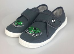Szare pantofle z zieloną aplikacją Race NAZO - MODA SANOK