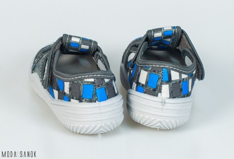 Szare pantofle chłopięce z aplikacją samochodu Viggami na rzepę - MODA SANOK