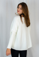 Damski miły ciepły długi lekki sweterek alpaka Salma - biały - Moda Sanok