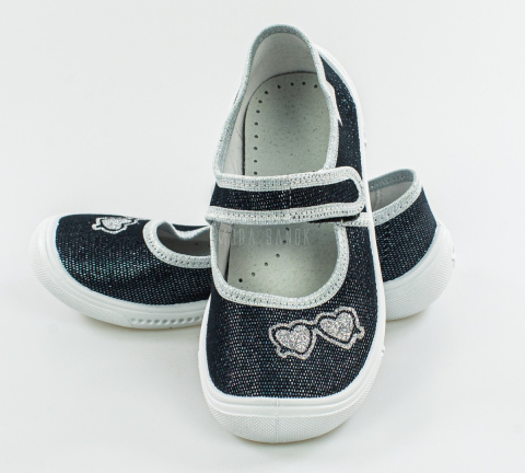 VIGGAMI Krysia pantofle, kapcie, balerinki dziewczęce oddychający materiał skórzana wkładka na rzep MODA SANOK