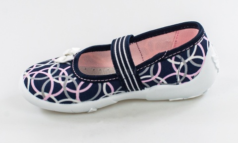 VIGGAMI Sylwia DRUK pantofle, kapcie, oddychający spód i materiał, skórzana wkładka na gumeczki MODA SANOK