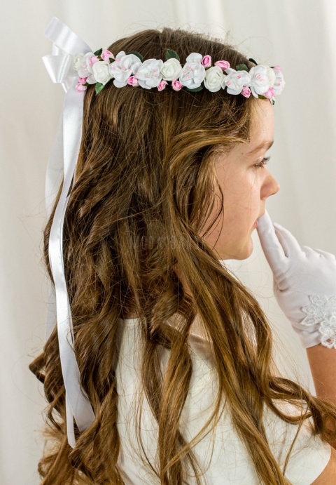 Wianek komunijny dziewczęcy delikatny w biało różowe kwiatuszki z zielonymi listkami MODA SANOK