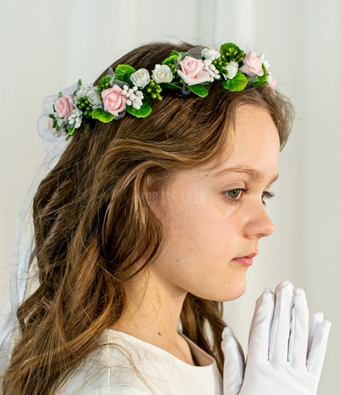 Wianek komunijny dziewczęcy z piankowymi różyczkami i zielonymi listkami MODA SANOk