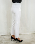 Eleganckie spodnie damskie, długie z gumą w pasie, cienkie w kolorze białym MTM - MODA SANOK