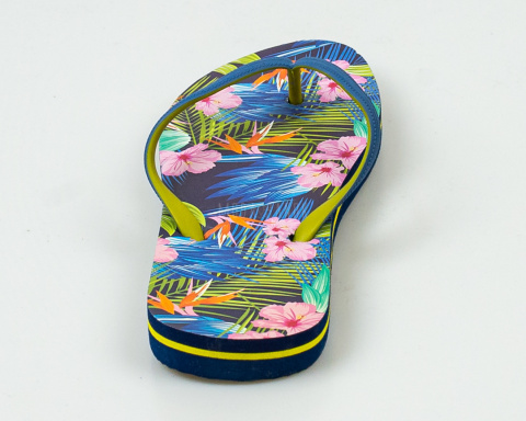 Japonki, klapki damskie w kolorze granatowo zielonym z motywem kwiatowym MOODO - MODA SANOK