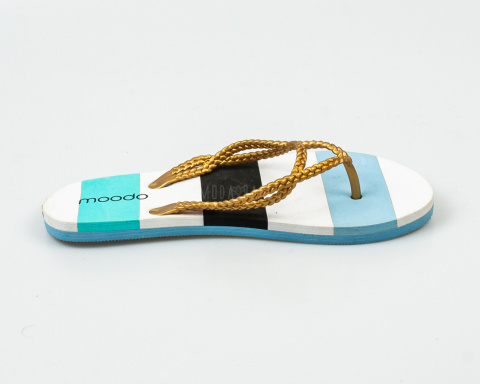 Japonki, klapki damskie w szerokie pasy z gumową górą w kolorze złotym MOODO - MODA SANOK